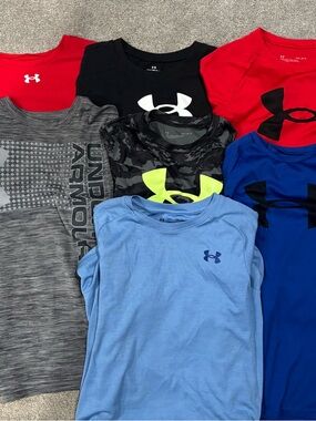 Under Armour Kids' Short Sleeve Performance Tee - Lot of 7 shirts